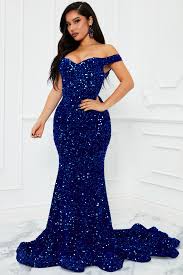 Bra Cup Train Sleeveless Sequin Off Shoulder, Alora Maxi Gown in Royal, Size S, for Prom & Homecoming