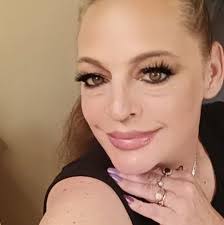 Heather Testa's Instagram, Twitter & Facebook