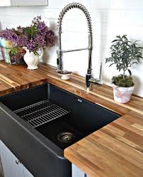 The Kitchen Sink Is Definitely The Most Used Item In The Kitchen Other Than The Stove In Additional To Being Evier Cuisine Cuisine Moderne Cuisines Maison