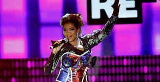 Super enérgico, dinho ouro preto não desapontou quem parou para assistir e cantar. Rock In Rio Gaby Amarantos E Fafa De Belem Sao Chamadas Para Homenagear Para