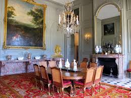 Epingle Par Lazarus Douvos Sur French Architecture En 2020 Salle A Manger Classique Champs Sur Marne Decoration Interieure
