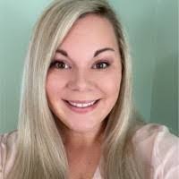 Ashley Huffer's Instagram, Twitter & Facebook