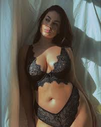 Hanna Wilperath - Free pics, galleries & more at Babepedia