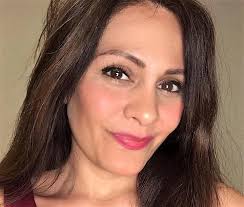 Alba Paula's Instagram, Twitter & Facebook