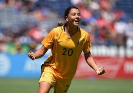 Her mother, roxanne, was born in australia and comes from an athletic family: The Matildas Smashed Japan But The Best Bit Was Sam Kerr S Backflip Huffpost Australia Sport