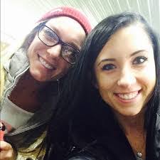 Amanda Morissette's Instagram, Twitter & Facebook