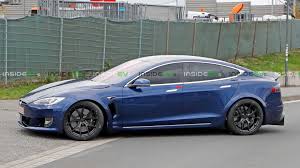 Before we discuss tesla model s plaid, let's take a look at how the cell/cooling tube design used in tesla's product line has evolved. Tesla Model S Plaid Laps Ring In 7 13 Beats Taycan By 29 Seconds