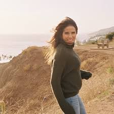 Hola karlylovers chiquillos como les prometí todos los domingos habrá video nuevo aquí en mi canal! World Water Day Karla Souza And Thinking About What Really Matters