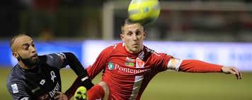 ˈmontsa (listen)) is a professional football club based in monza, lombardy, italy. Calcio Serie C Monza Batte Vicenza E La Classifica Si Accorcia Video E Foto Sport Monza