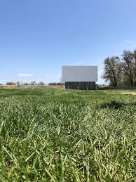 Movie theaters that serve food and alcohol. 61 Drive In Theatre 902 Photos 7 Reviews Drive In Movie Theater 1228 Highway 61 Delmar Ia 52037