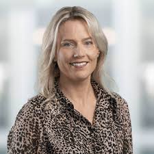 Carly Forrest's Instagram, Twitter & Facebook