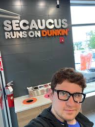 Jerry Koosman signing at Jimmy's Heroes in Sheepshead Bay, Brooklyn