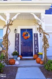 Turn your home into a haunted estate with our indoor halloween decorations including pumpkins, ghosts, bones, and tableware ideas. 60 Best Outdoor Halloween Decorations Cheap Halloween Yard And Porch Decor Ideas