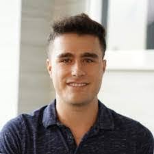 Shawn Fetty's Instagram, Twitter & Facebook