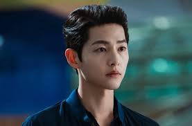 Drama bersiri arahan michael ang ini juga dibintangi pelakon seperti uqasha seinrose, datin zizie ezette dan jasmine suraya. Hero Seorang Cinderella Episode 19