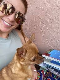 Hi everyone! I created @ [784588030755474:2048:Mindset Makeover: From Mess  to Millions] not only for people to share knowledge, but also to learn from  one another. This group is a two-way dialogue—and I'm