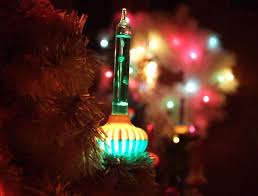 Good Old Fashioned Christmas Bubble Lights These Were Mesmerizing To Me As A Child Vintage Christmas Lights Bubble Christmas Lights Old Fashioned Christmas