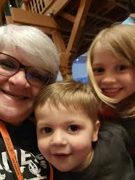 A Sunday Funday memory with Dana Barry, Queen of Fun. 👸🏼🌻❤️ Oh yeah,  “The King” too! 🎶😌 Who else has a good Sunday Funday memory with Dana?