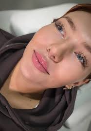 Nothing beats Christmas lips 💋 😍