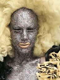 Pride clan struts in San Francisco for annual festivities