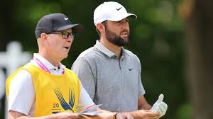 Scottie Scheffler Faces Final Round Challenge with Substitute Caddie at FedEx St. Jude