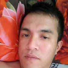 Edwin Bernabe's Instagram, Twitter & Facebook