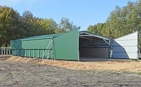 This building is designed for bulk fertilizer storage and mixing. Sliding Roof Bulk Fertiliser Sheds With An Easy Opening Roof Grantsheds Main Site