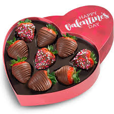 Holly and phil cause chaos in the. Amazon Com 9 Love Berries Valentine S Day Chocolate Covered Strawberries In A Heart Gift Box Grocery Gourmet Food