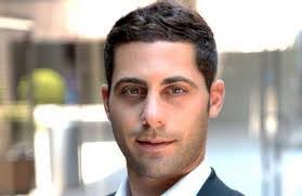 Andrew Kole's Instagram, Twitter & Facebook