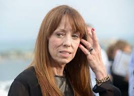 Mackenzie Phillips