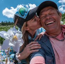 The peanut butter sandwich proposal: Last Saturday I took a 10 mile hike to  11,000 feet with two amazing souls and one ring I made from a guitar  string… and one with