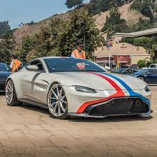 Serving las vegas, henderson, nevada (nv), towbin ferrari maserati is the place to purchase your next new aston martin. Aston Martin Vantage Billonarios De Internet