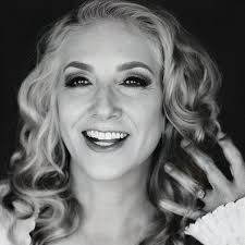 Amazon.com: Cupcakes, Pies, & Hometown Guys (An Annie Graceland Cozy  Mystery Book 1) eBook : DuMond, Pamela, DuMond, Pamela Sue: Books