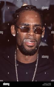 R kelly 2000 hi-res stock photography and images
