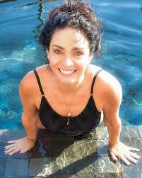 Página oficia da atriz e cantora claudia ohana agenciamento artcenica 21 22370311 assessoria equipe d 21 35935668 administrada pela. Atriz Claudia Ohana Oferece Aulas Particulares Para Reforcar Renda Gazeta Digital