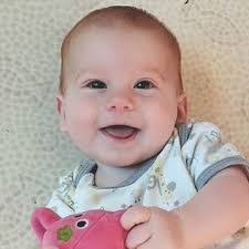 Leah Strunk's Instagram, Twitter & Facebook