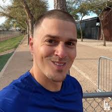 Angelica Lloyd's Instagram, Twitter & Facebook