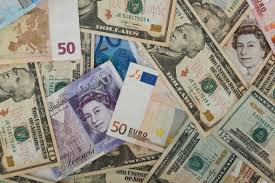 Ce Se Intampla Cu Banii Euro Revine La 4 65 Lei Infocs