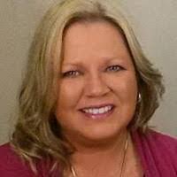 Jackie Whitten's Instagram, Twitter & Facebook