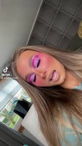 Late Valentine’s Day loook 💗💗💗