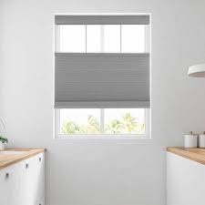 Their unique honeycomb construction provides excellent insulation and sound absorption, providing comfort and efficiency. Cellular Shades Honeycomb Shades