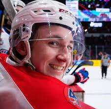 Just thinking back to Cameron Parr doing this to set up Ben Bonni  #CameronParr #BenBonni #SpokaneChiefs #GoChiefsGo #whl #hockey  #hockeyphotography