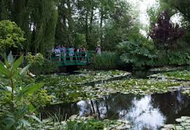 Der garten von monet ist nicht nur die attraktion von giverny schlechthin, sondern sicherlich auch eine der touristischen hauptattraktionen der gesamten normandie. Monets Gartentraum In Giverny Waldspaziergang Org