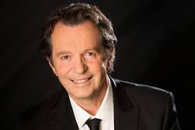 Finbar Wright and Friends