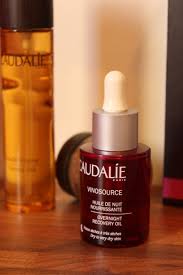 Les députés européens ont exhorté aujourd'hui l'ue à militer pour faire interdire les tests sur les animaux dans le domaine des cosmétiques partout dans le monde, à l'instar de ce qu'elle a imposé. Caudalie Des Produits Issus Du Raisin Et De La Vigne Au Service De La Beaute