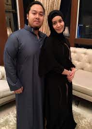 Mohamed nizam is a maldivian former footballer who played as a forward. Rakan Rakan Dikurniakan Anak Beri Tekanan Pada Marsha Hiburan Mstar