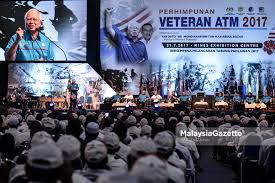 0%0% found this document useful, mark this document as useful. Kerajaan Umum 6 Inisiatif Veteran Atm Pm