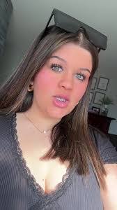 Mia Scherer's Instagram, Twitter & Facebook