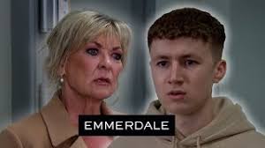 Kim And Noah Get Joe To Hospital