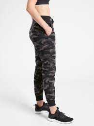 Triumph Jogger Athleta In 2021 Joggers Fashion Women